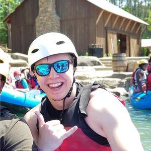 Meet your Posher, Jaden